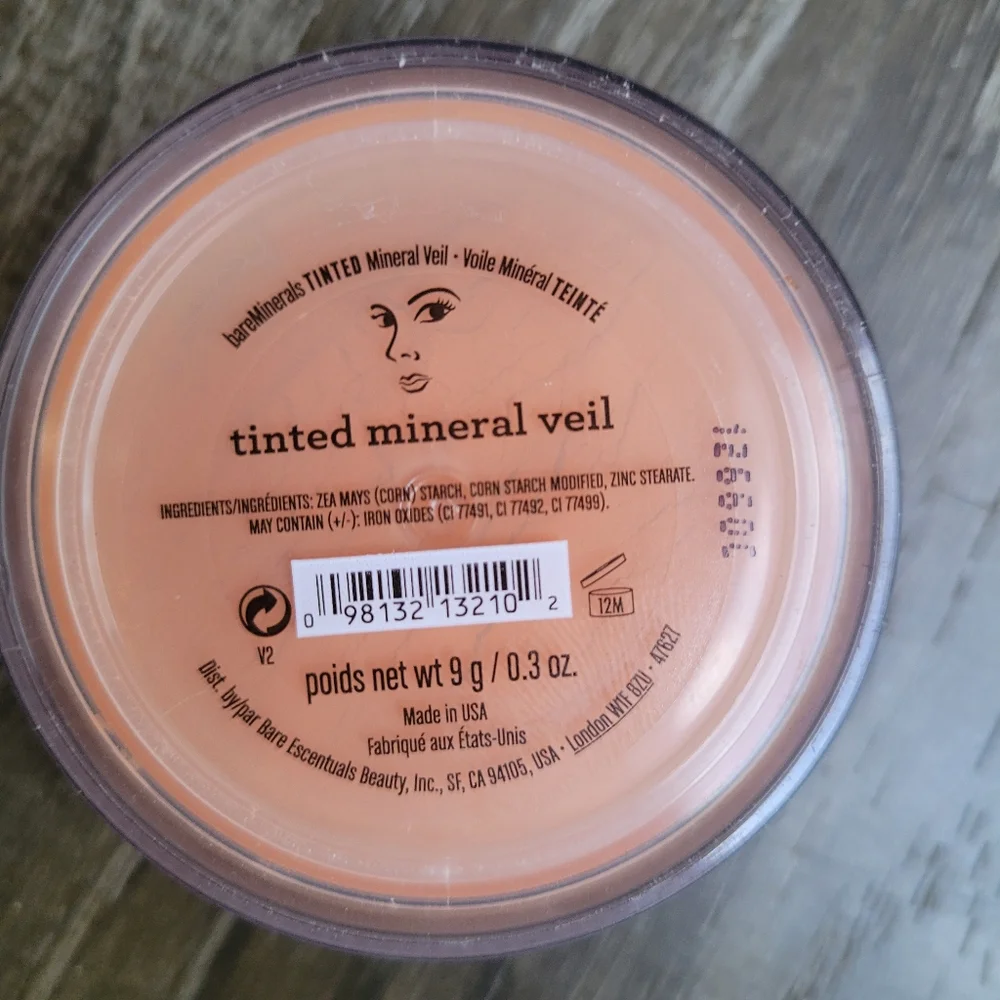 Bare Minerals Tinted Mineral Veil Loose Setting Powder